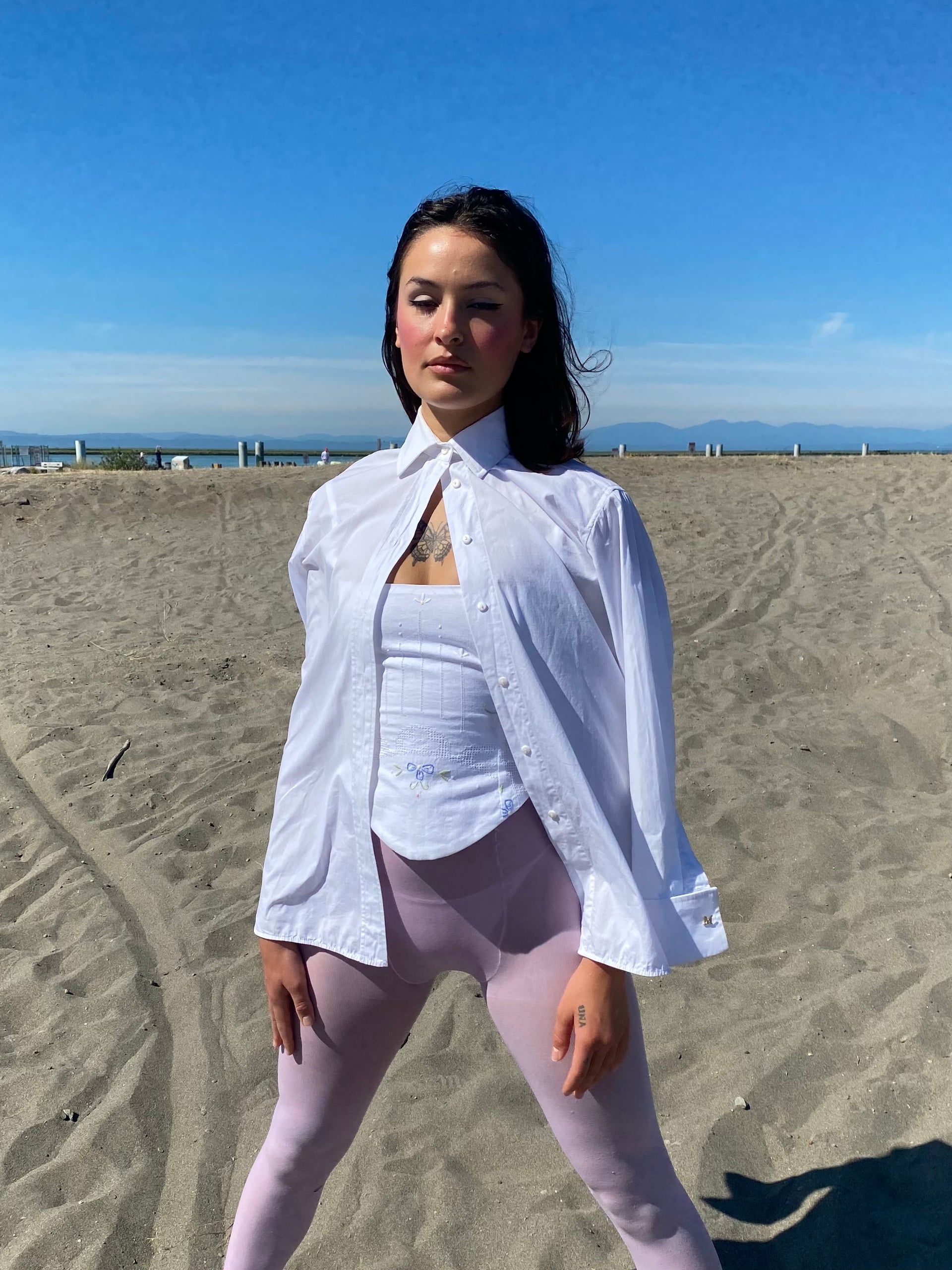 THE WITHOUT U TOP - IVORY EMBROIDERED LINEN BOW