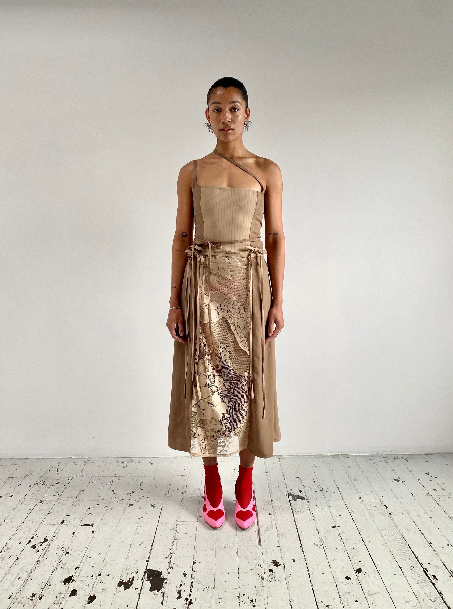 THE U DRESS COFFEE LACE