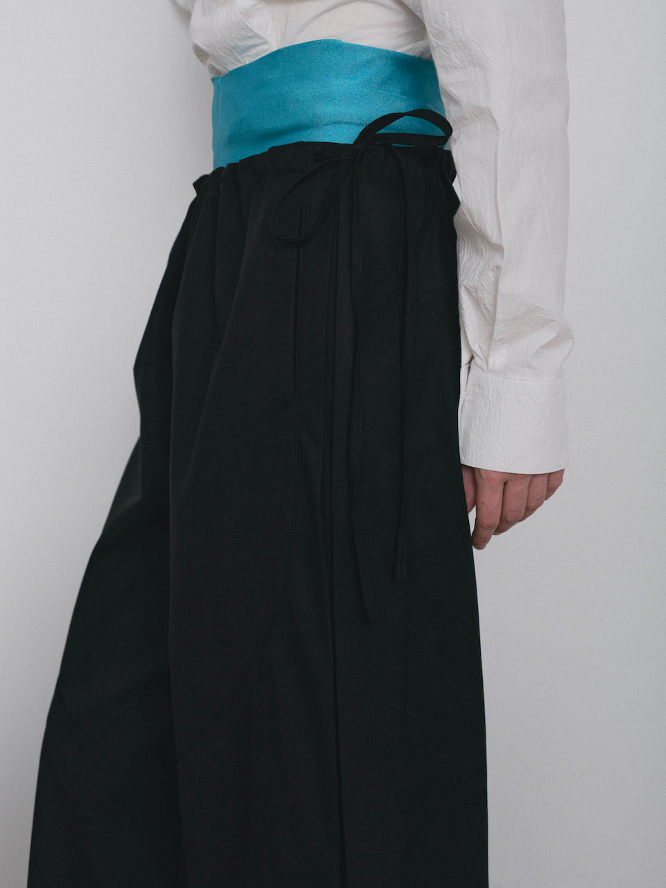 EASE TROUSER - BLACK