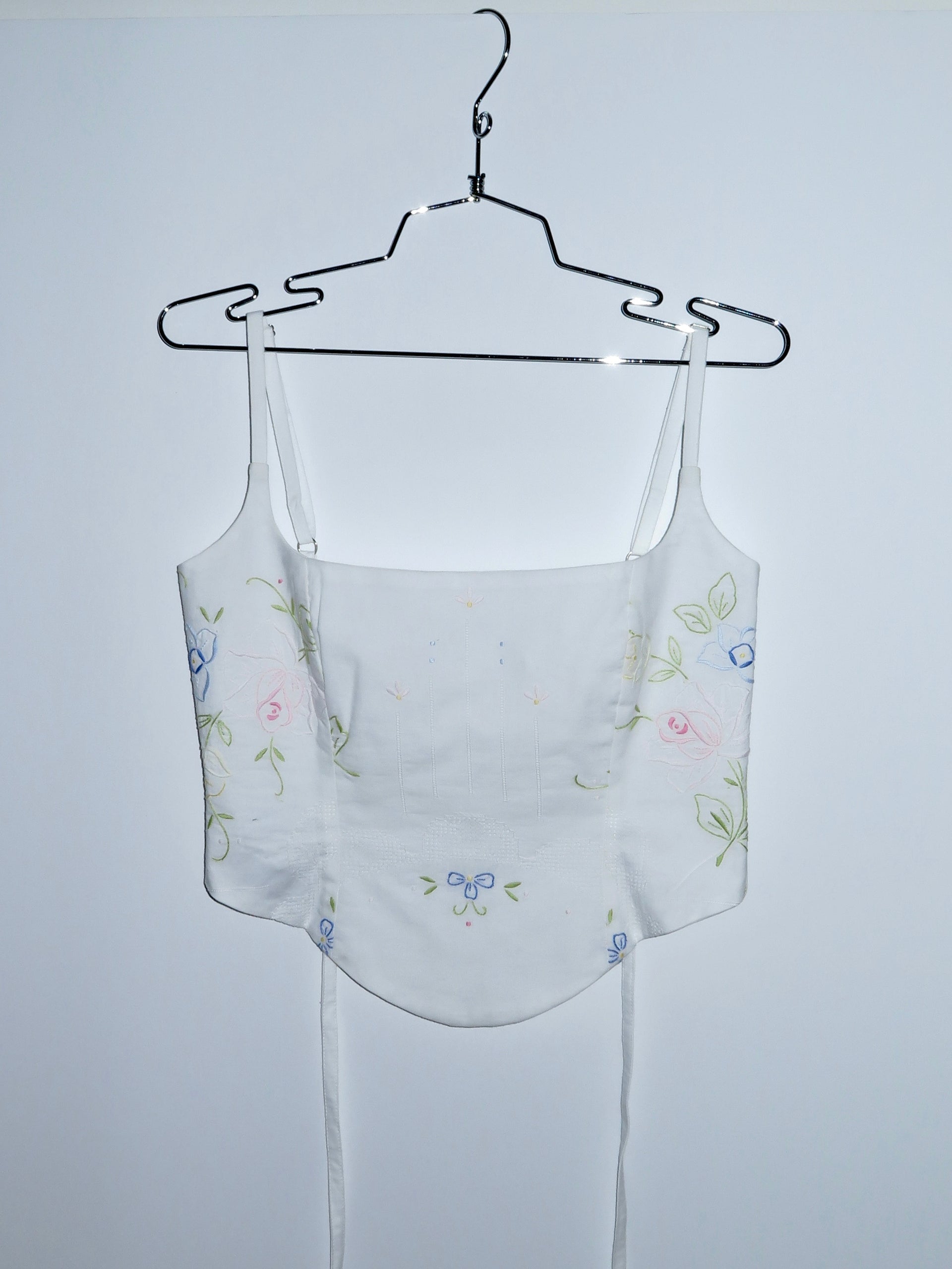 THE WITHOUT U TOP - IVORY EMBROIDERED LINEN BOW