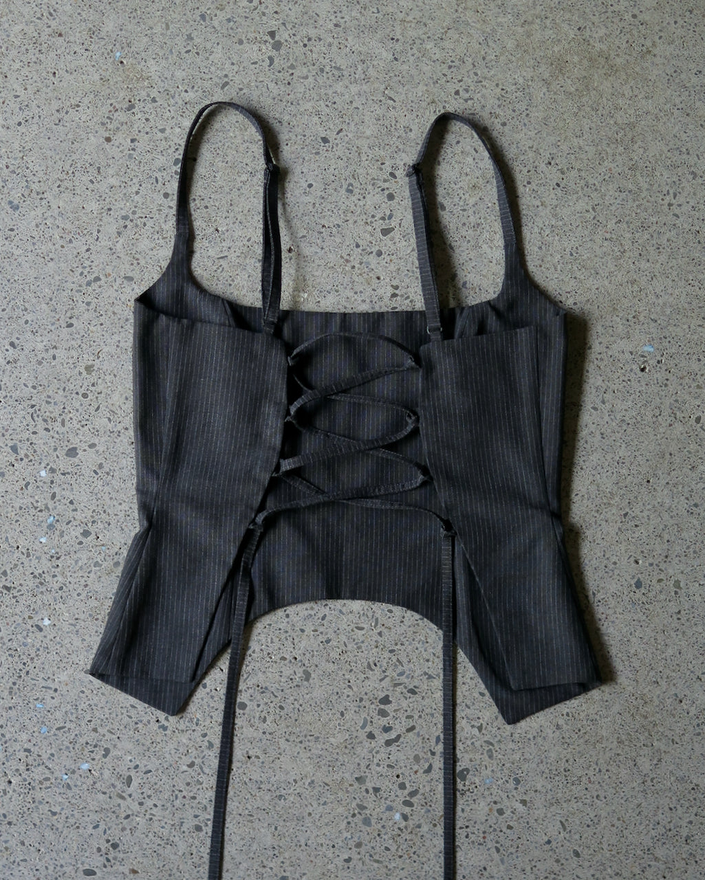 U TOP -GUNMETAL PINSTRIPE