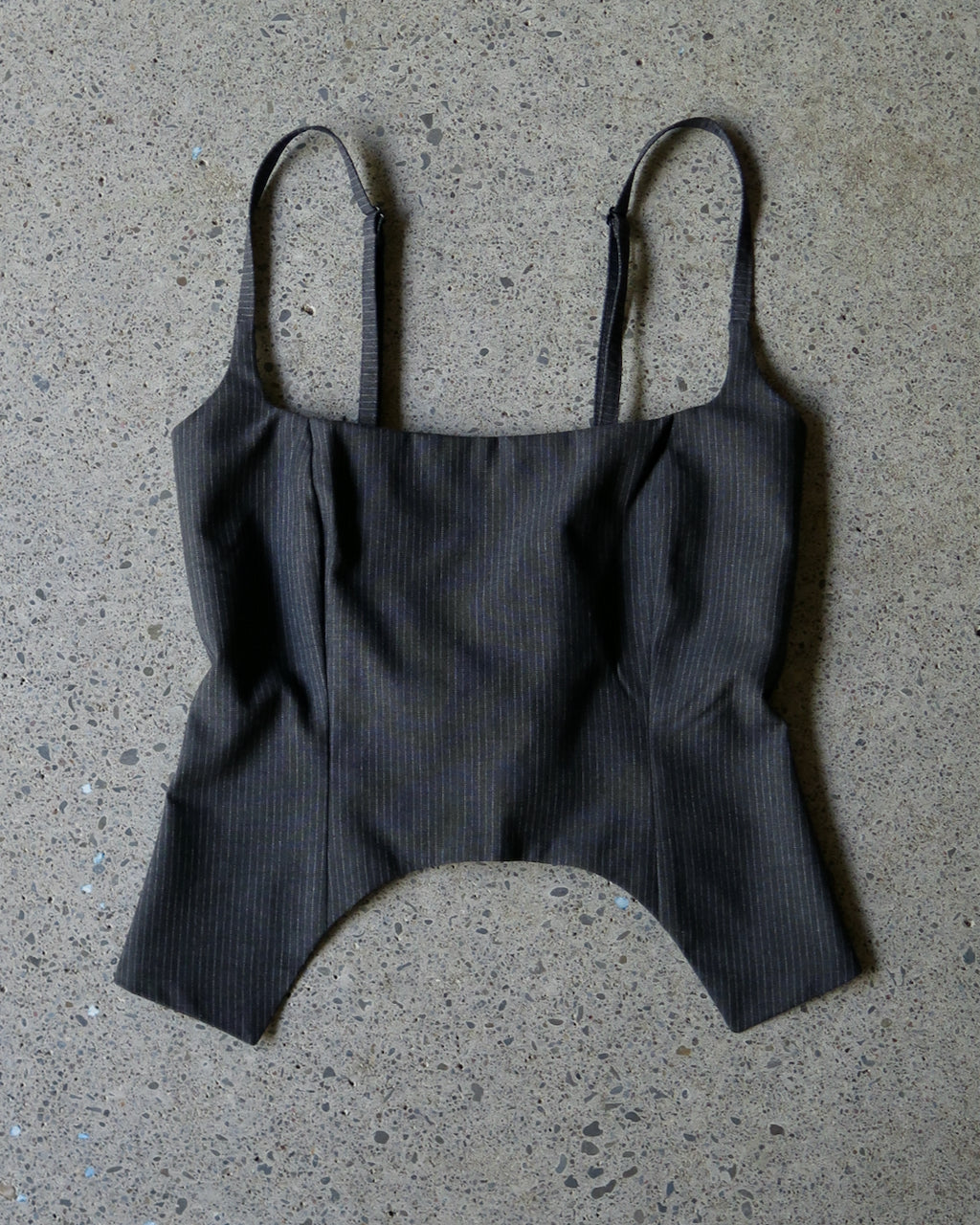 U TOP -GUNMETAL PINSTRIPE