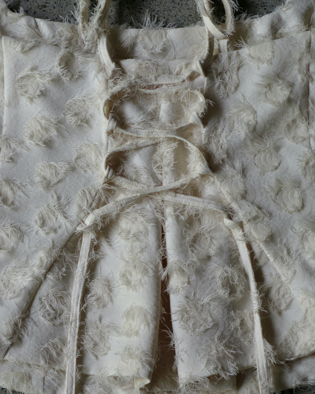 WITHOUT U TOP - OFF WHITE CLIP JAQUARD